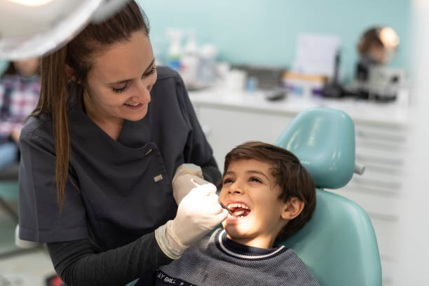 Best Weekend Emergency Dentist in Redgranite, WI